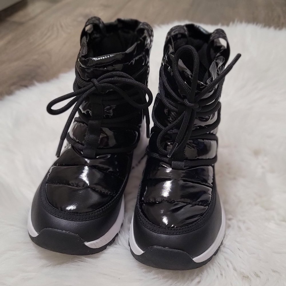 GBG snow boots